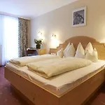 Post (adults Only) 4*