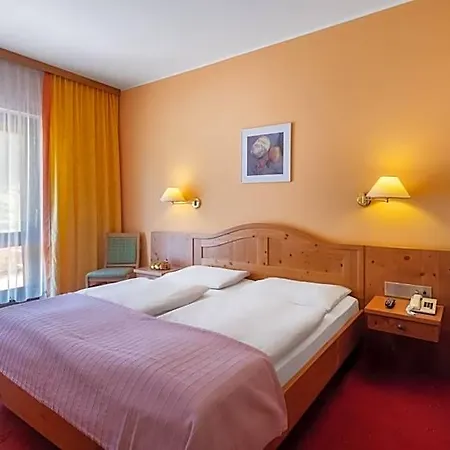 Post (adults Only) 4*