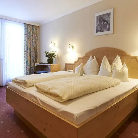 Post (adults Only) 4*